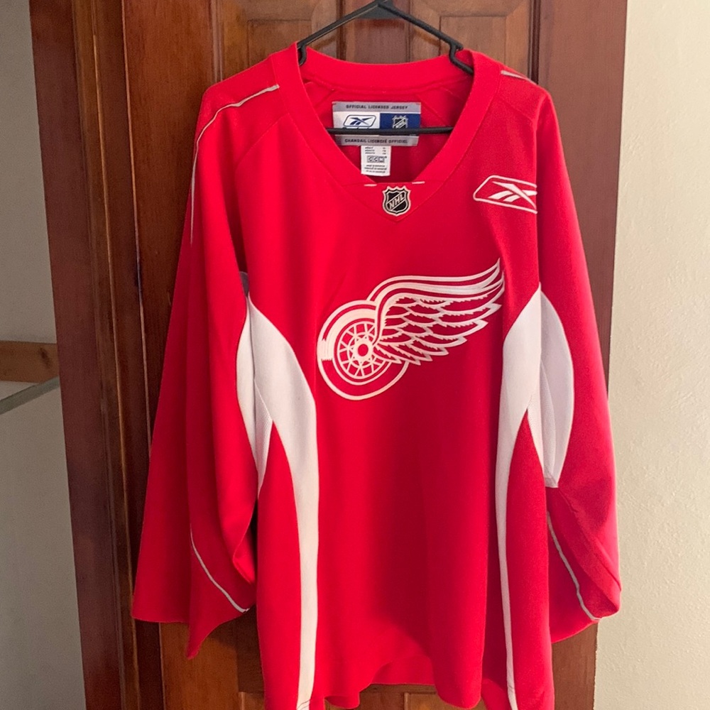 Detroit Red Wings XL Reebok Jersey